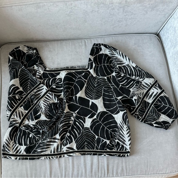 Cynthia Rowley Tops - Cynthia Rowley Cropped Linen Top